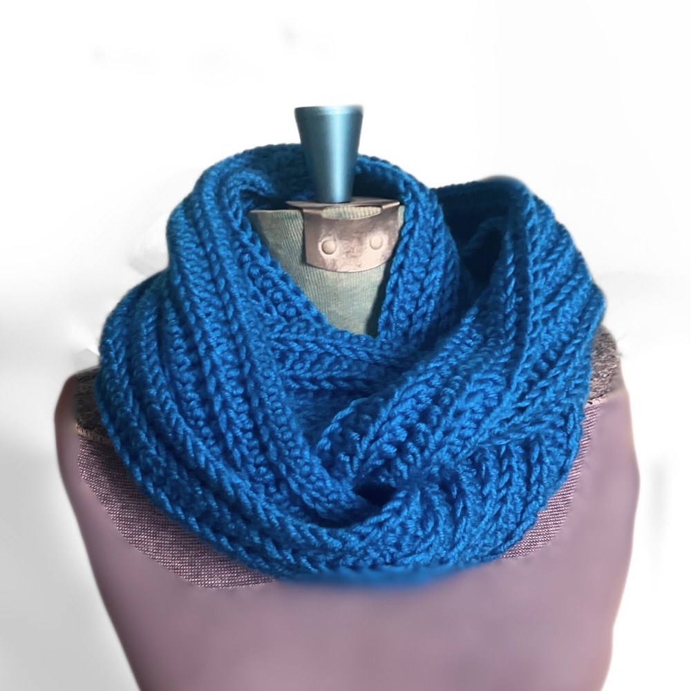 Daisymaeshop Ribbed royal blue infinity scarf! Handmade by me!